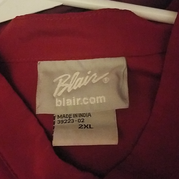 Blouse - Picture 2 of 3